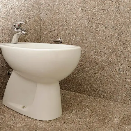 Habitación en casa particular Da Lella City Centre Trieste